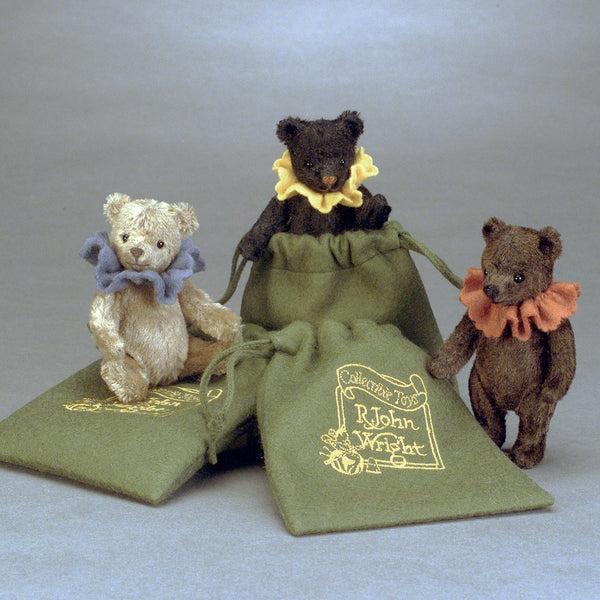 Bitty Bears | R. John Wright Dolls