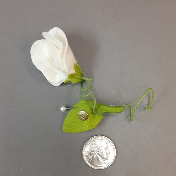 Sweet Pea Flower Boutonniere