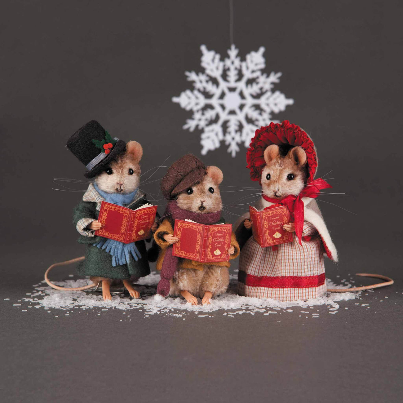 Deck the Hall | R. John Wright Dolls